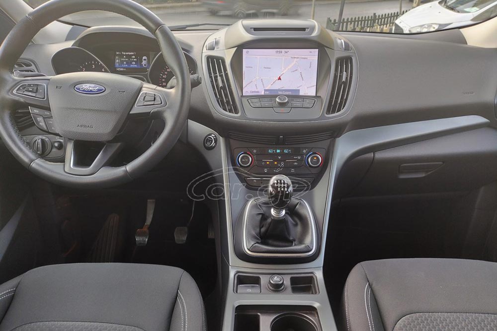 https://autogreeknews.gr/wp-content/uploads/2025/09/Ford-Kuga-1.5-TDCi-2019-3.jpg