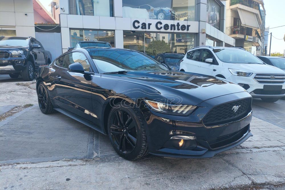 https://autogreeknews.gr/wp-content/uploads/2025/09/Ford-Mustang-Ford-CarCenter-1.jpg