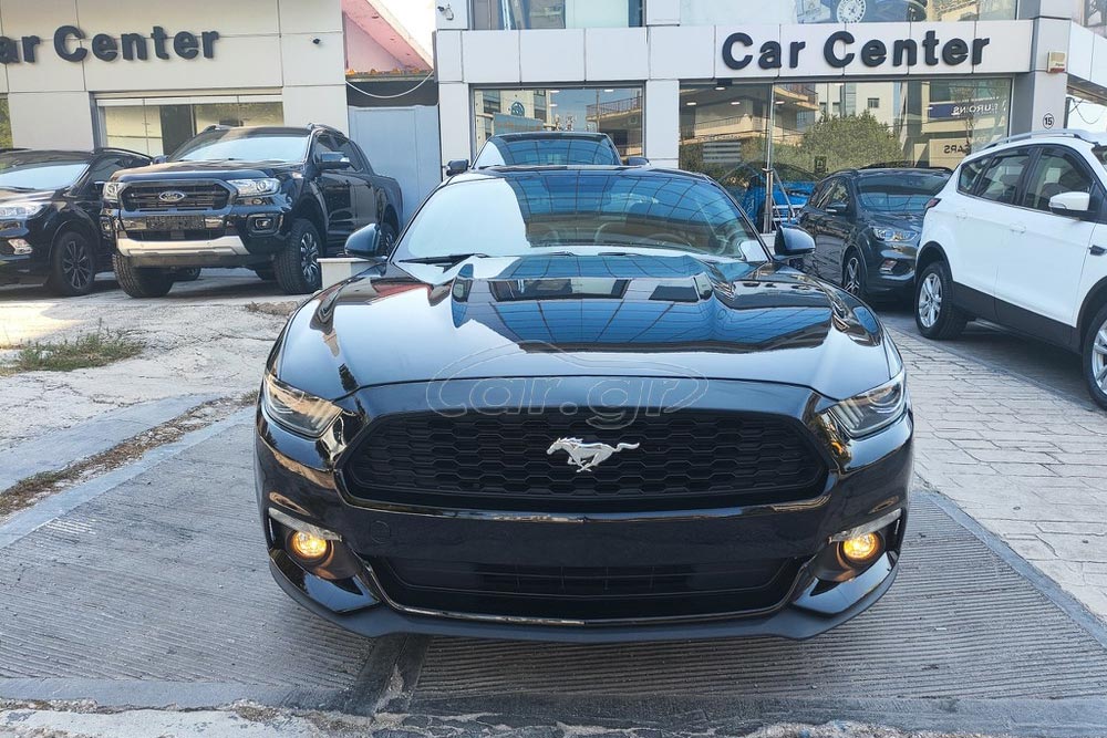 https://autogreeknews.gr/wp-content/uploads/2025/09/Ford-Mustang-Ford-CarCenter-3.jpg