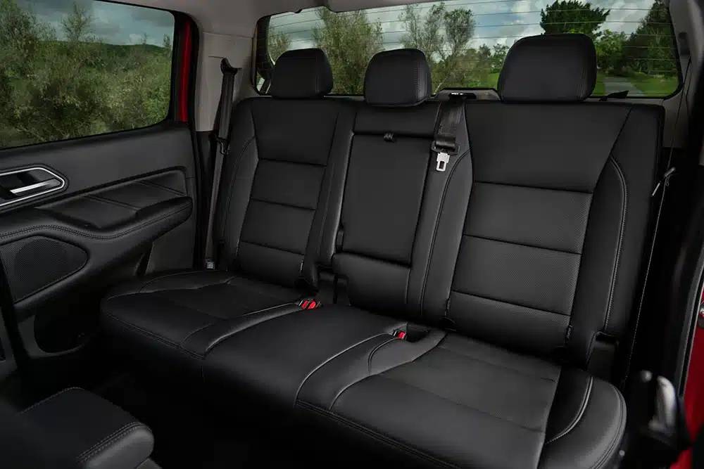 https://autogreeknews.gr/wp-content/uploads/2025/09/GWM-POER300-Interior-2.jpg
