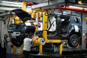 Land-Rover-Production-(3)