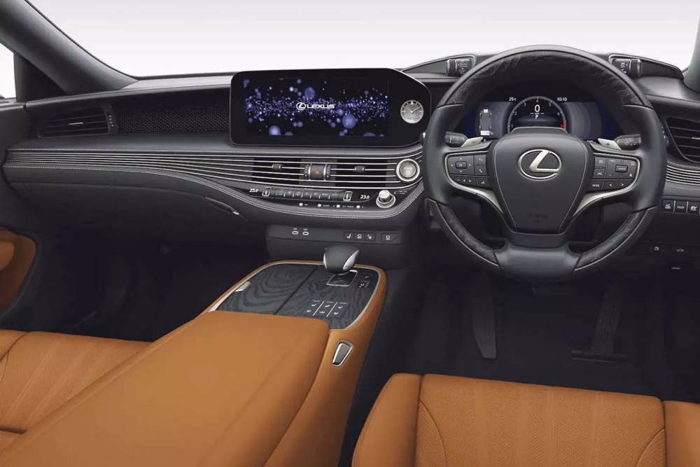 https://autogreeknews.gr/wp-content/uploads/2025/09/Lexus-LS-Japan-16-2048x2048-1.jpg