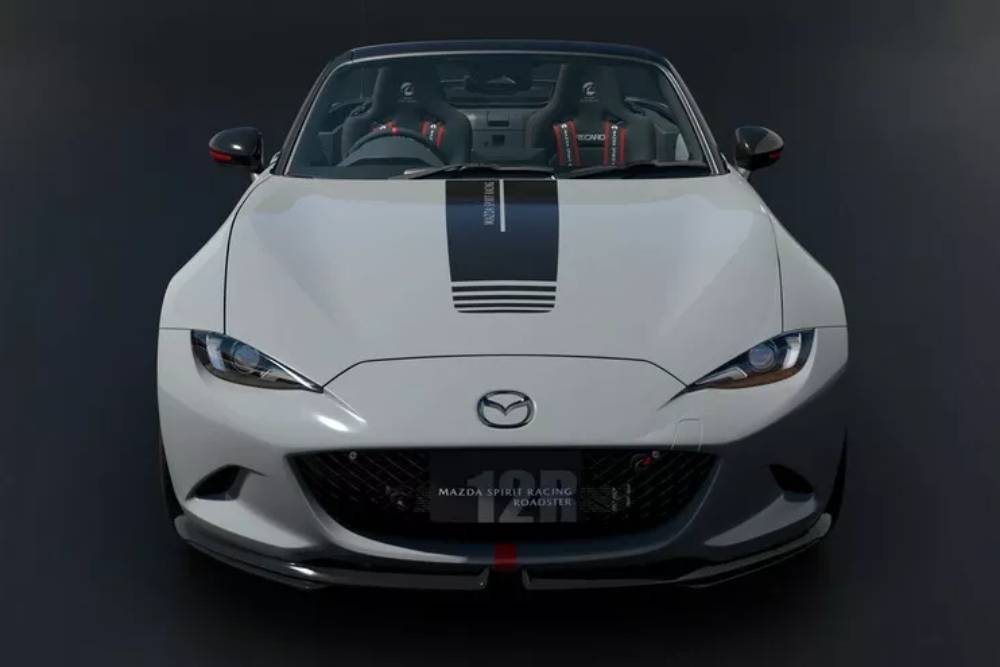 https://autogreeknews.gr/wp-content/uploads/2025/09/Mazda-Spirit-Racing-MX-5-12R-Gran-Turismo-7-103.jpg
