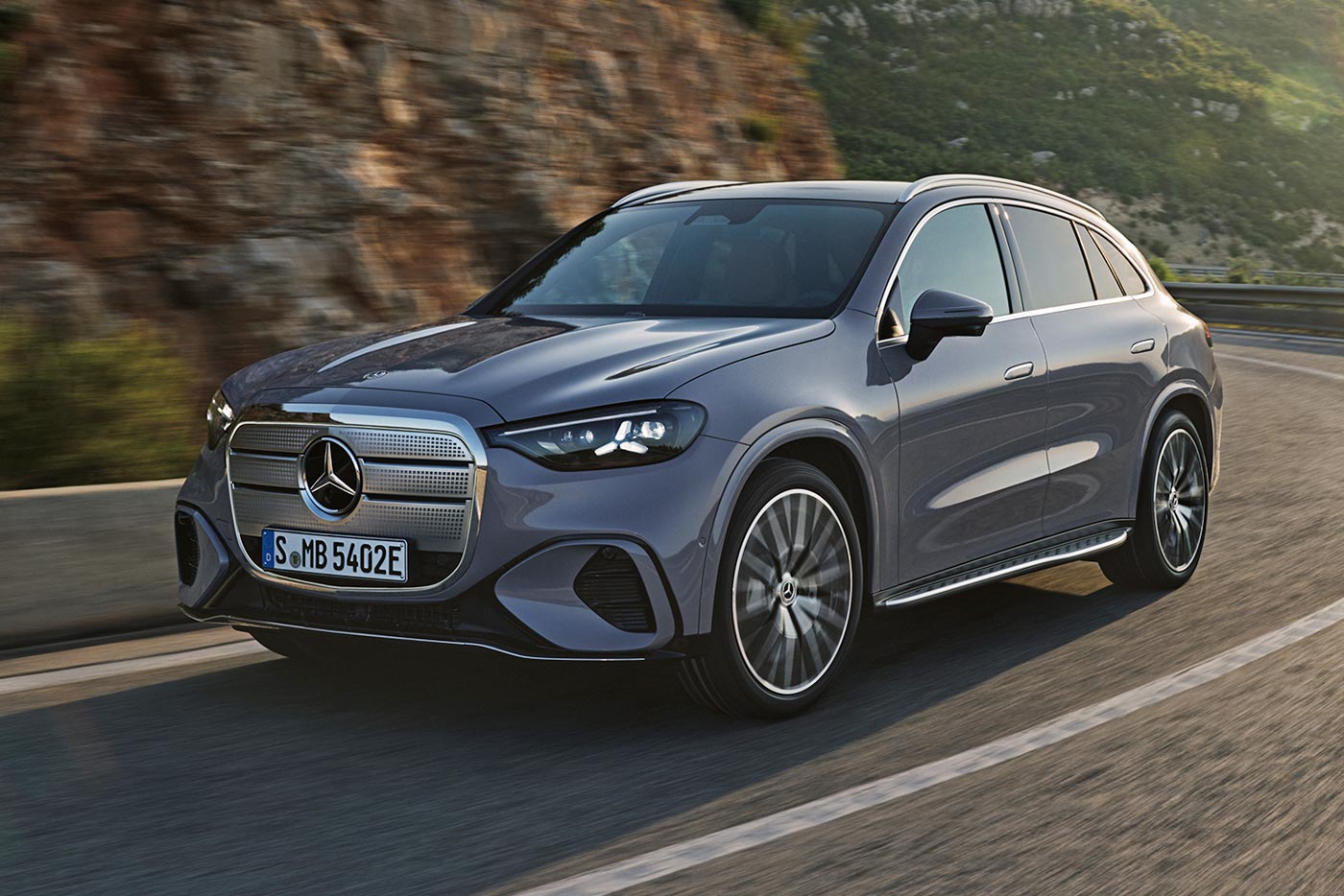 Η νέα Mercedes-Benz GLC αποκαλύφθηκε