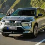 Mitsubishi-Eclipse-Cross-2025-11