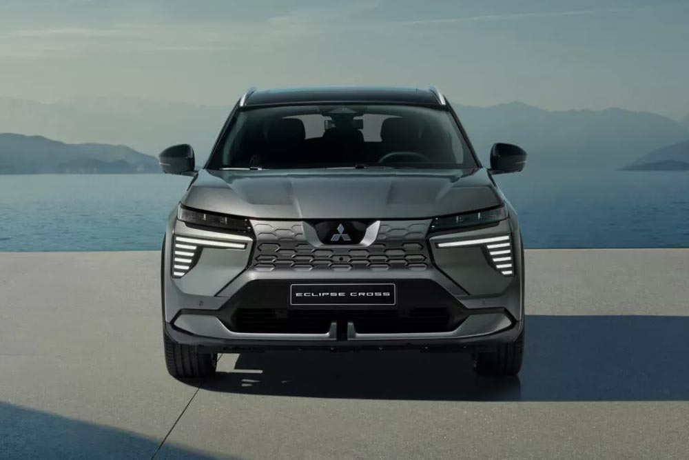 https://autogreeknews.gr/wp-content/uploads/2025/09/Mitsubishi-Eclipse-Cross-2025-3.jpg