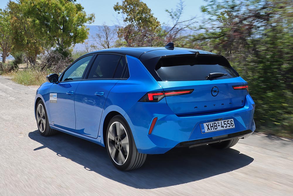 https://autogreeknews.gr/wp-content/uploads/2025/09/Opel-Astra-electric-4.jpg