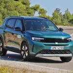 Opel-Frotnera-2025-strofi