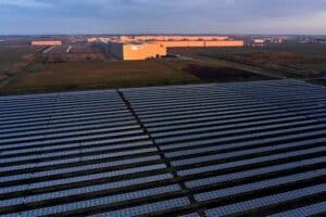 P90617957_lowRes_bmw-group-plant-debr (1)