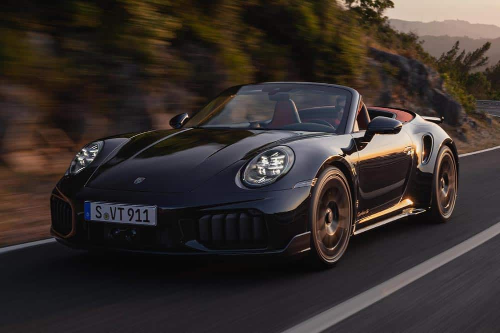 https://autogreeknews.gr/wp-content/uploads/2025/09/Porsche-911-Turbo-S-12.jpg