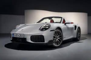 Porsche-911-Turbo-S-(4)