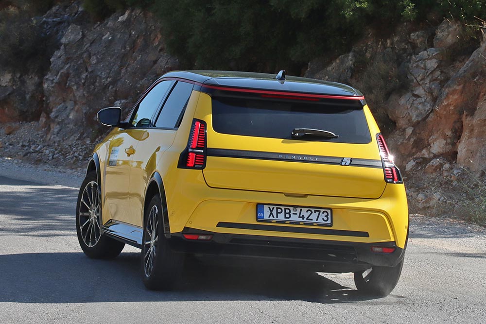 https://autogreeknews.gr/wp-content/uploads/2025/09/Renault-5-E-Tech-150-PS-29.jpg