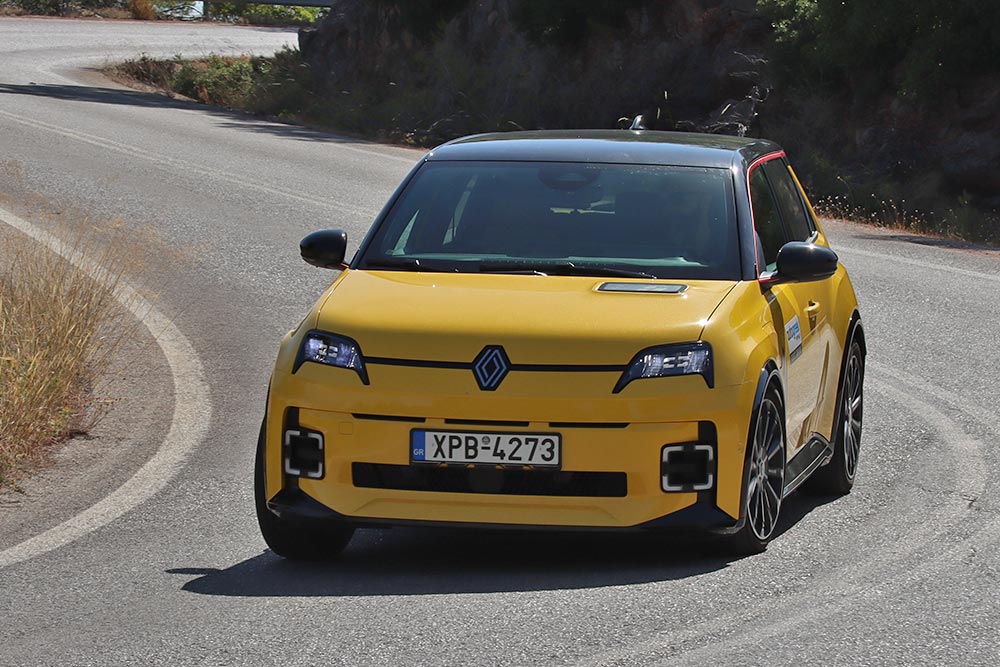 https://autogreeknews.gr/wp-content/uploads/2025/09/Renault-5-E-Tech-150-PS-34.jpg