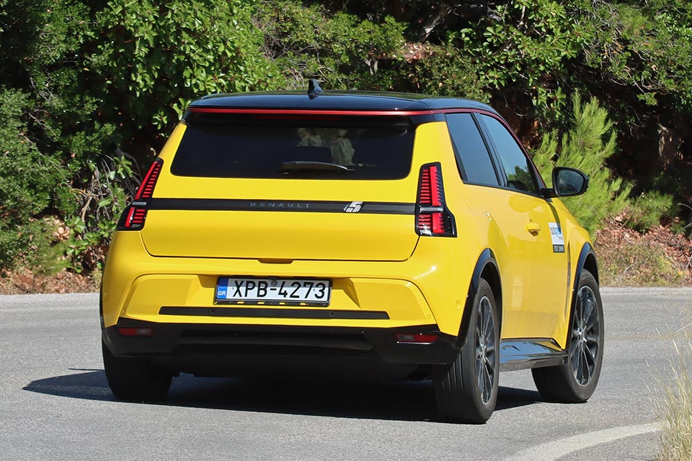 https://autogreeknews.gr/wp-content/uploads/2025/09/Renault-5-E-Tech-150-PS-38.jpg