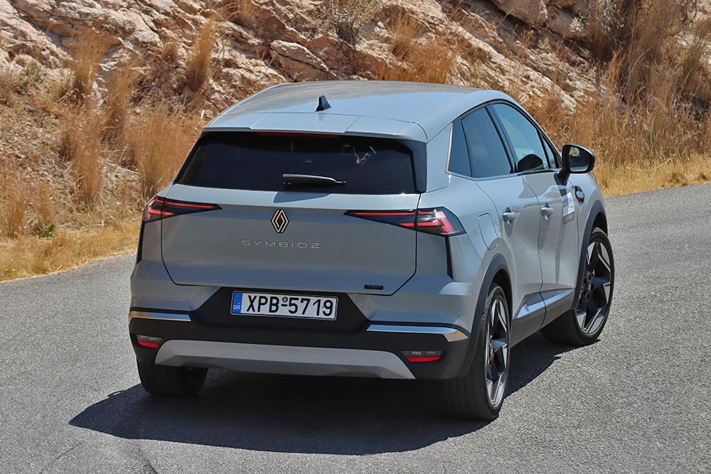 https://autogreeknews.gr/wp-content/uploads/2025/09/Renault-Symbioz-E-Tech-145-39.jpg