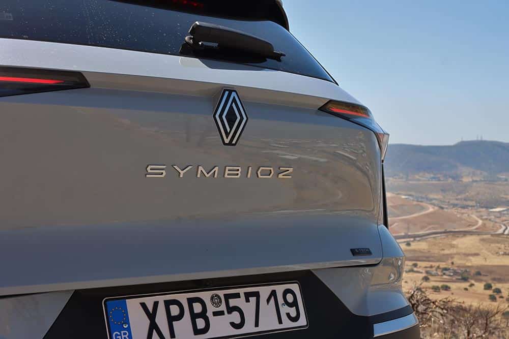 https://autogreeknews.gr/wp-content/uploads/2025/09/Renault-Symbioz-E-Tech-145-41.jpg