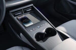 SEAL-6-DM-i_interior-(5)