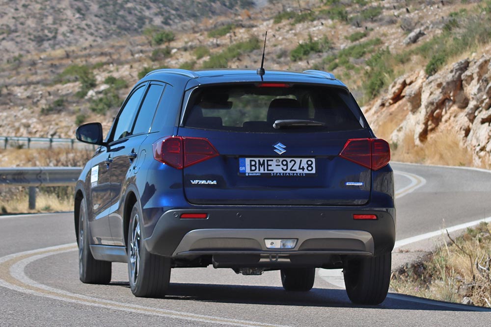 https://autogreeknews.gr/wp-content/uploads/2025/09/Suzuki-Vitara-1.4-Boosterjet-110-hp-4WD-13.jpg