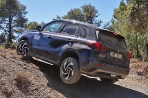 Suzuki Vitara 1.4 Boosterjet 110 hp 4WD (3)