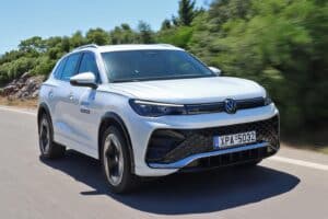 VW Tiguan 1.5 eHybrid 204PS DSG R-Line (1)