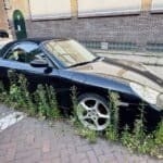 abandoned porsche 911 03