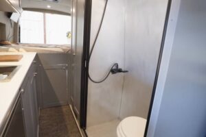 edgewood-is-a-feature-rich-camper-van-that-blends- (10)