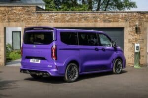 ford-e-tourneo-custom-ms-rt-gets-a-racy-face-not-a (3)