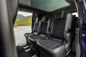 ford-e-tourneo-custom-ms-rt-gets-a-racy-face-not-a (9)