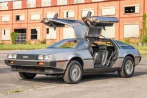 he-bought-a-delorean-drove-600-miles-is-now-sellin