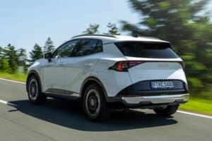 kia-new-sportage-baseline-my26-deluxe-white-dynamic-digital-1920×1080-002