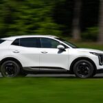 kia-new-sportage-baseline-my26-deluxe-white-dynamic-digital-1920x1080-006