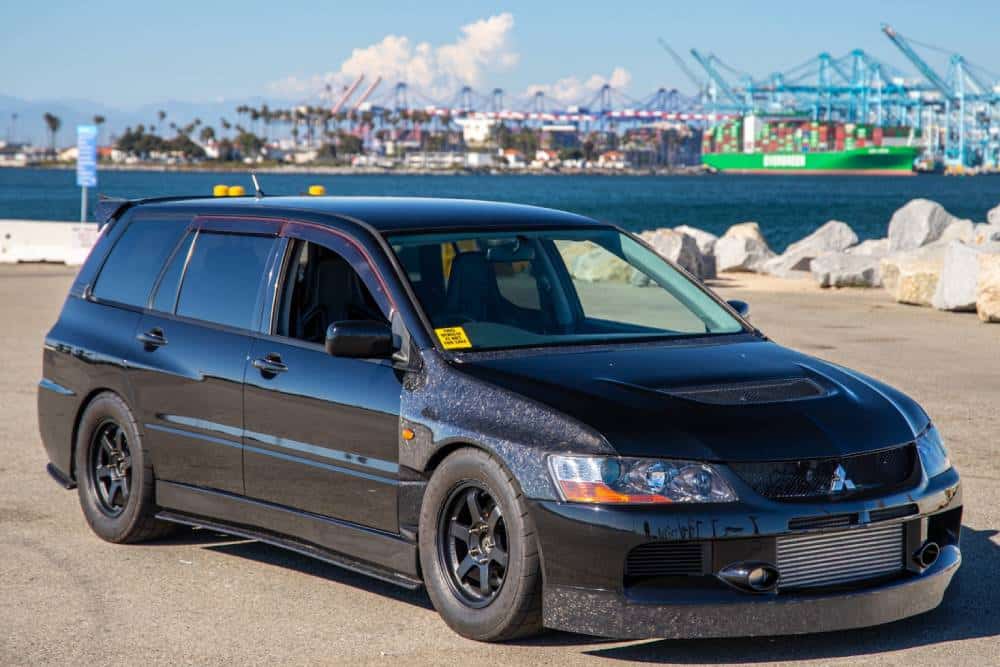 https://autogreeknews.gr/wp-content/uploads/2025/09/mitsubishi-evo-wagon-917whp-08.jpg
