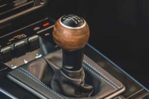 porsche-911-t-manual-transmission