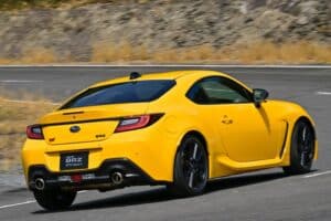 subaru brz yellow