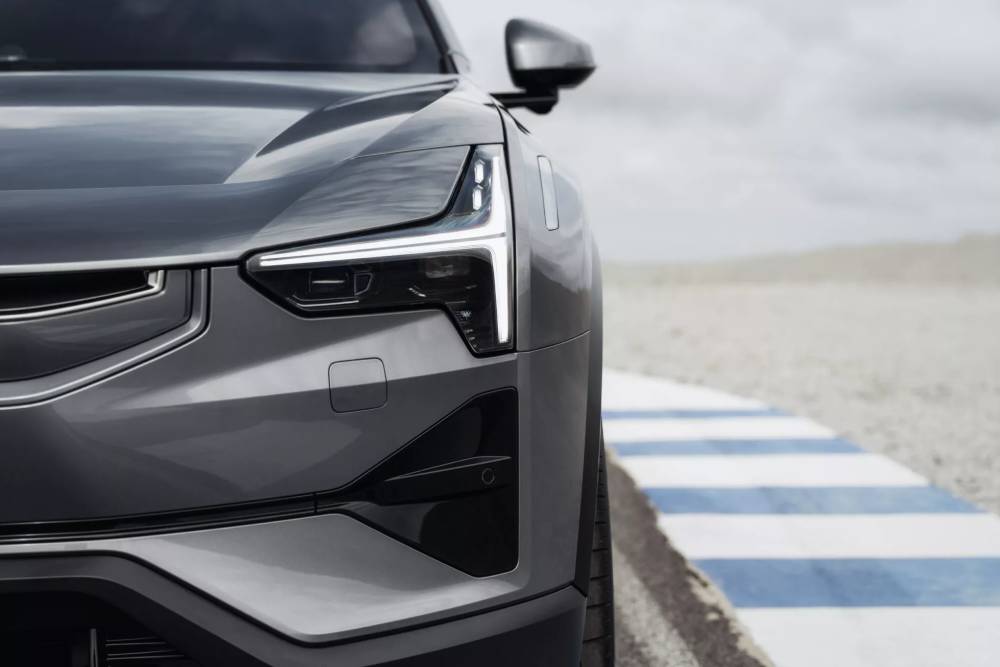 https://autogreeknews.gr/wp-content/uploads/2025/10/2026-Polestar-3-1001-33-2048x1536-1.jpg