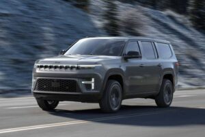 2026-jeep-grand-wagoneer (1)