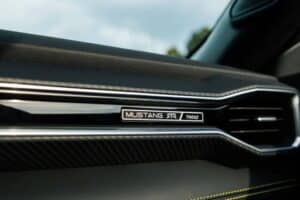 2026-mustang-ecoboost-with-the-rtr-package (18)