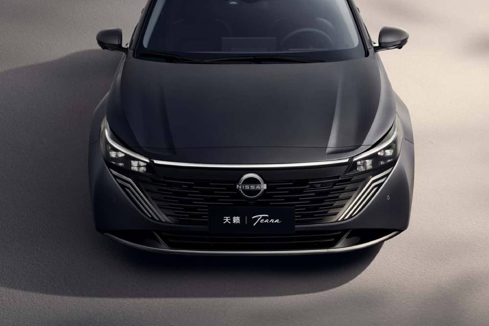 https://autogreeknews.gr/wp-content/uploads/2025/10/2026-nissan-teana-3.jpg