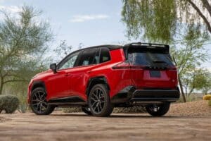 2026-toyota-rav4-arrives-this-winter-the-first-eve (6)