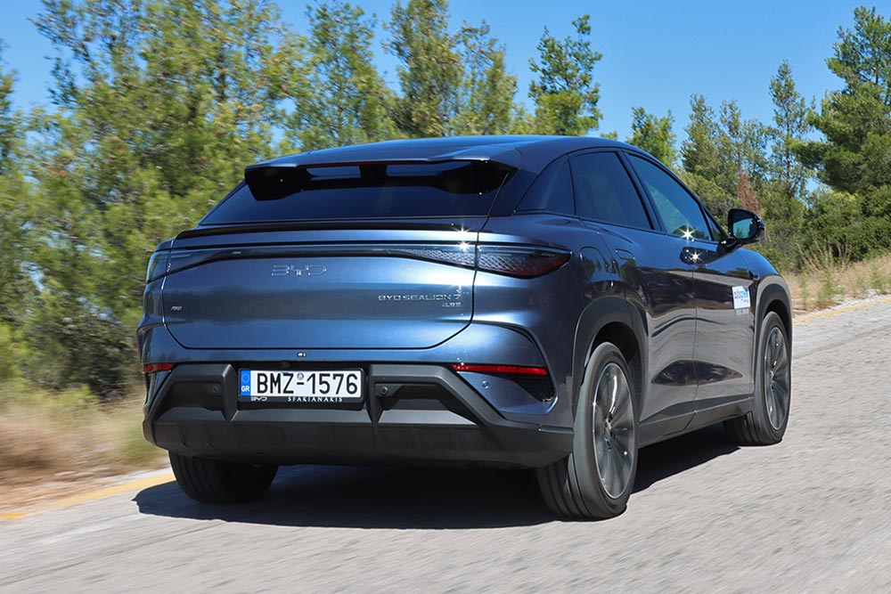 https://autogreeknews.gr/wp-content/uploads/2025/10/BYD-Sealion-7-AWD-530-PS-3.jpg