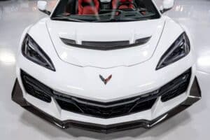 C8-Corvette-ZR1-ext-00005-2048×1366
