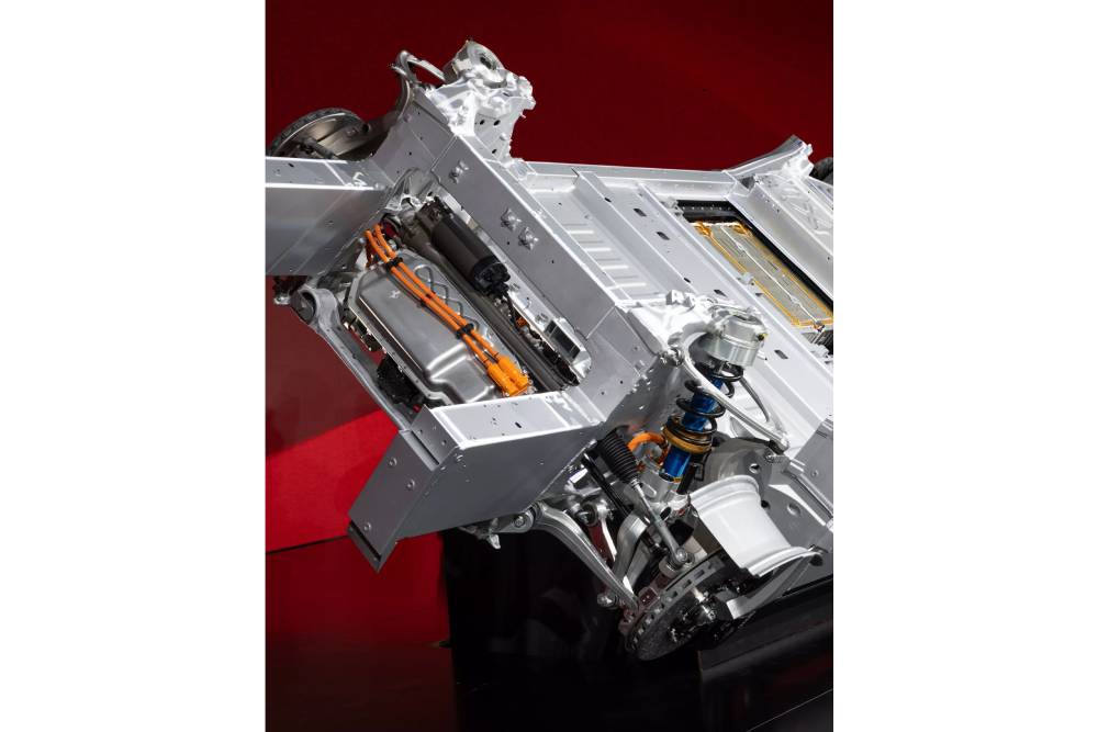 https://autogreeknews.gr/wp-content/uploads/2025/10/Ferrari-Elettrica-Chassis-7.jpg