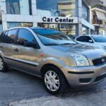 Ford-Fusion-2003-CarCenter-(1)