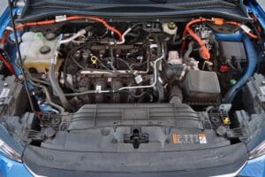 Ford Kuga PHEV 2025 (24)