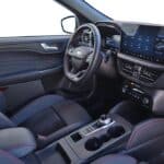 Ford Kuga PHEV 2025 (6)