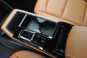 KGM Torres Hybrid (21)