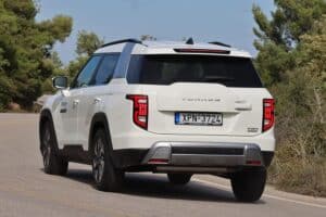 KGM Torres Hybrid (7)