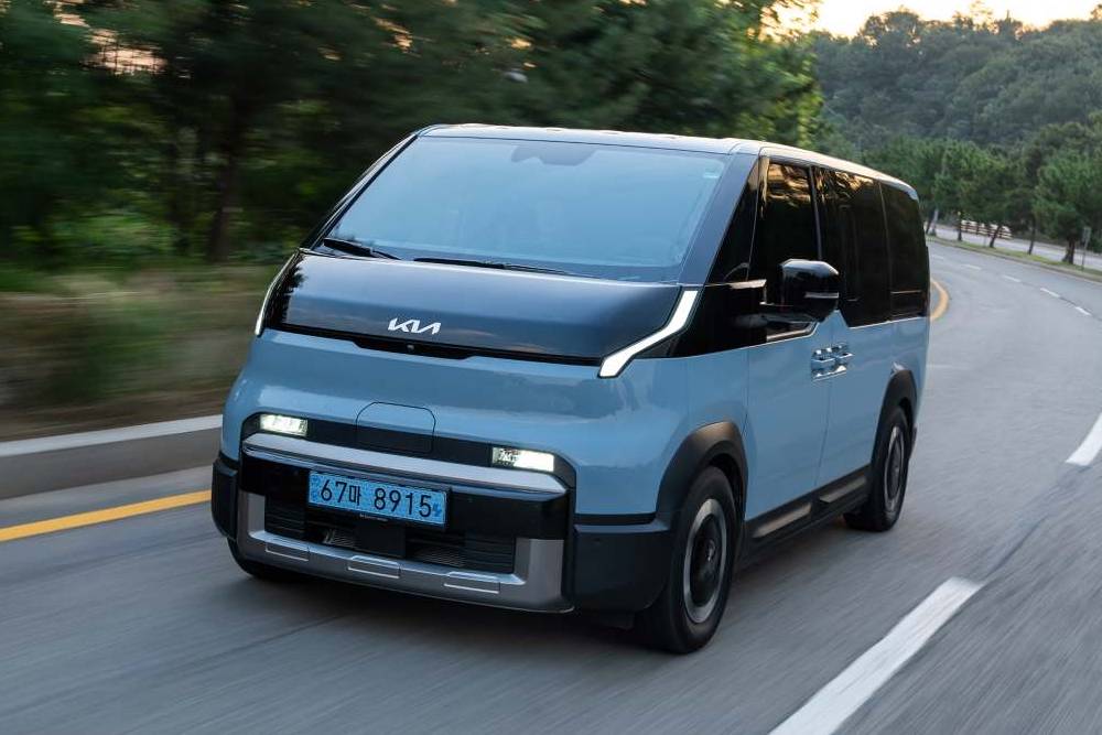 Νέο Kia PV5 για φουτουριστικούς και VIP επαγγελματίες