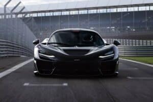 McLaren-W1-Testing-Silverstone-1