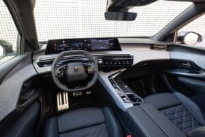 PEUGEOT-E-3008-Dual-Motor-(4)